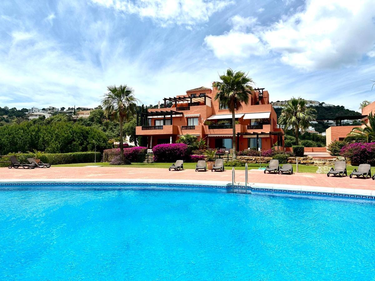 Apartament Bright In The Hills Of Elviria *