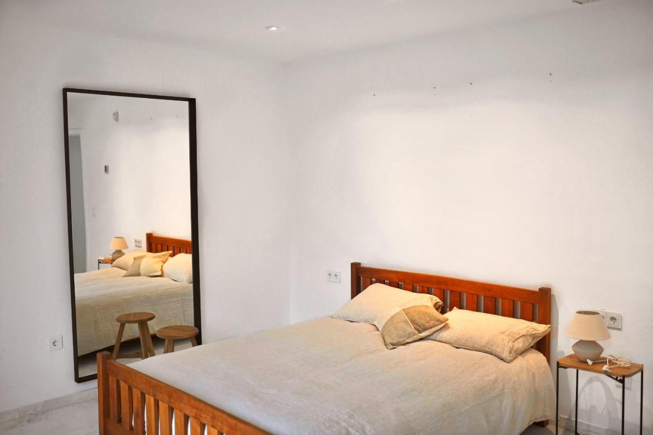 Bright In The Hills Of Elviria Apartment